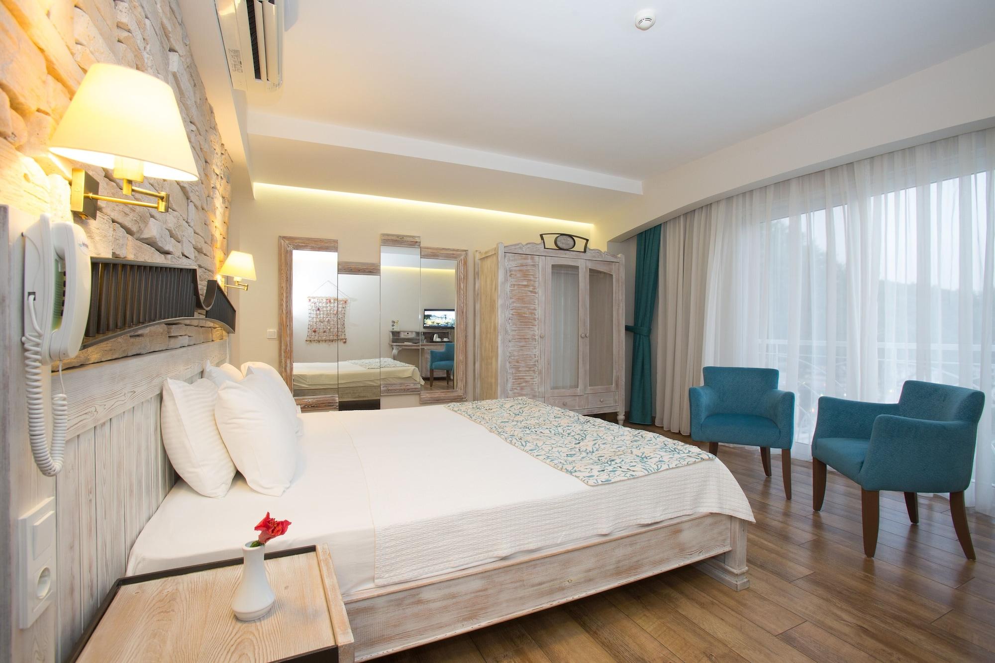 Dedeminn Marina Hotel Göcek Exteriör bild