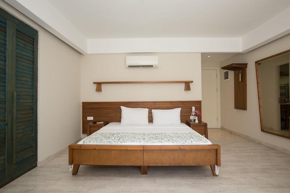 Dedeminn Marina Hotel Göcek Exteriör bild