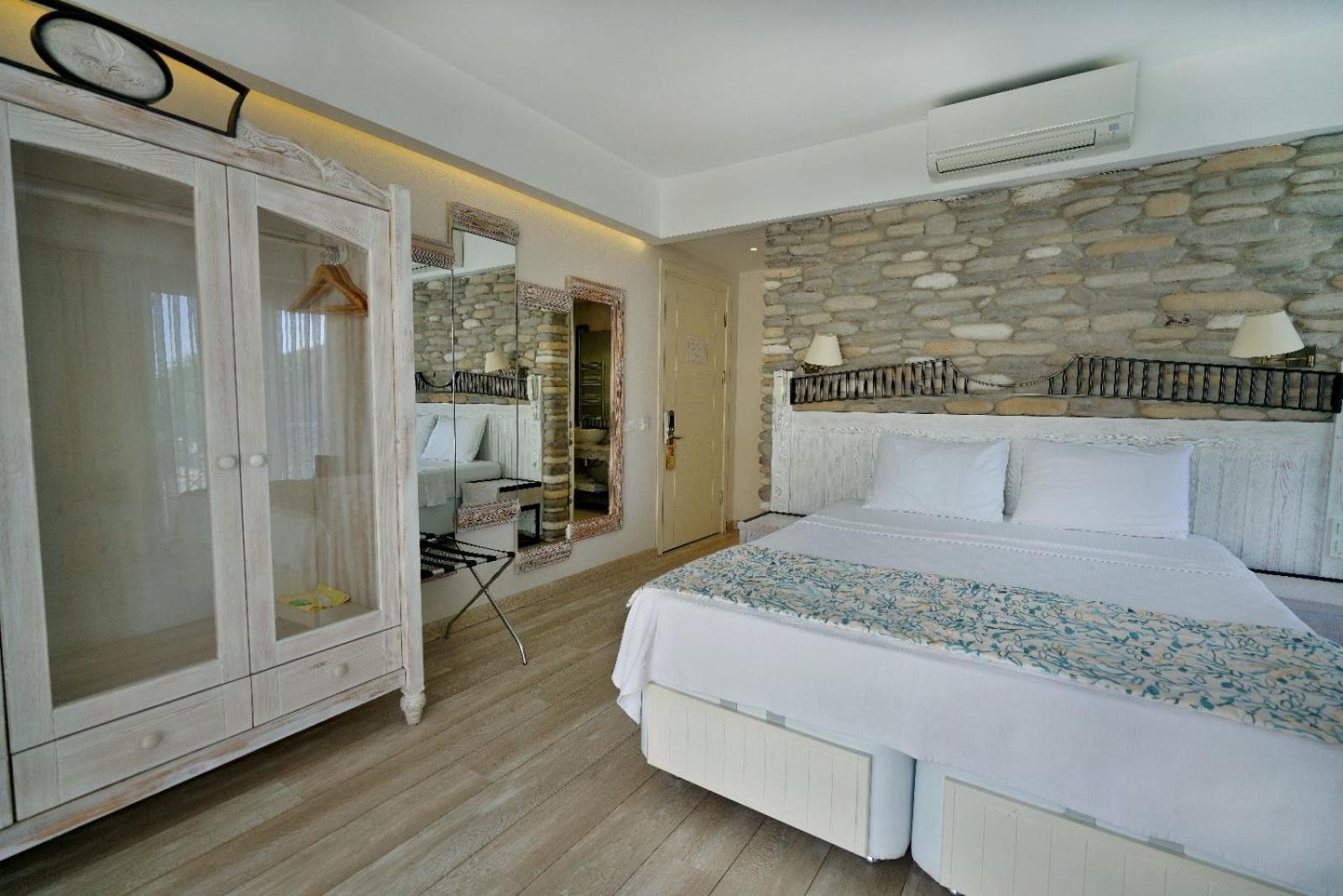 Dedeminn Marina Hotel Göcek Exteriör bild