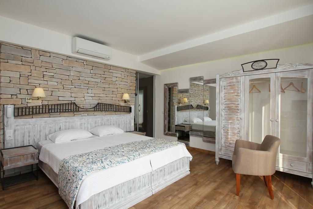 Dedeminn Marina Hotel Göcek Exteriör bild